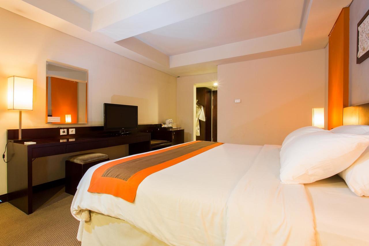 Hotel Horison Sagita Balikpapan Exterior photo